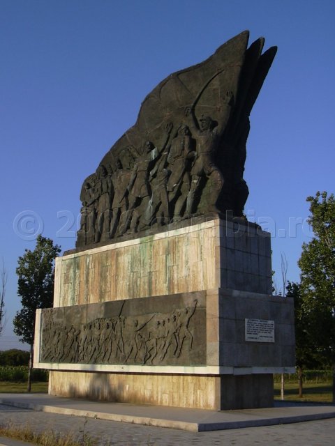 monumentul independentei silistoara